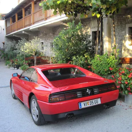 Apartmaji Pri Zivcovih * Dutovlje